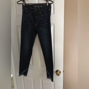 American Eagle womens size 6 stretch jeans like new, worn a couple of times